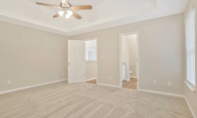 Building Photo - 2737 Live Oak Trl
