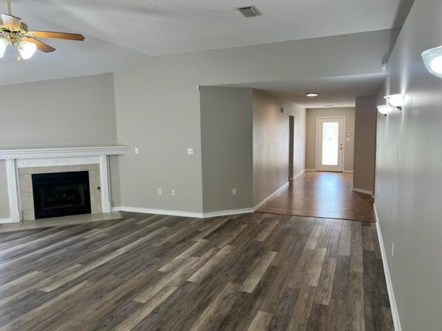 Foto del edificio - "Spacious 4-Bedroom home in Fort Walton Be...