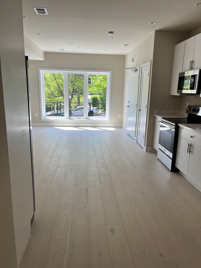 Foto del edificio - 4002 D St SE