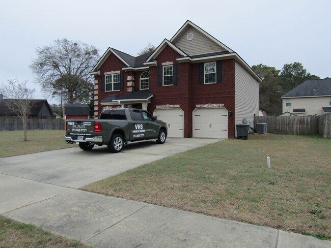 Foto del edificio - 908 Blane Ln