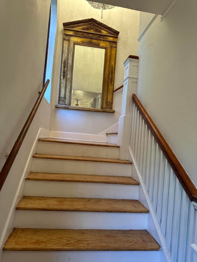 Foto del edificio - 258 Seminole Ave