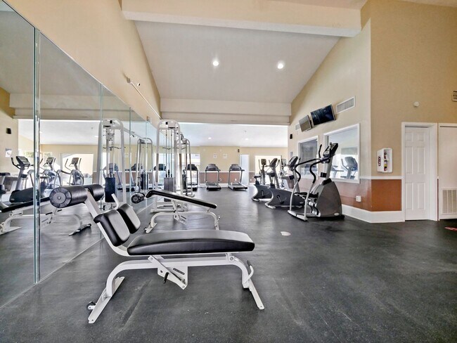 Foto del edificio - $1,225 |1 bedroom 1.5 bath town home style...