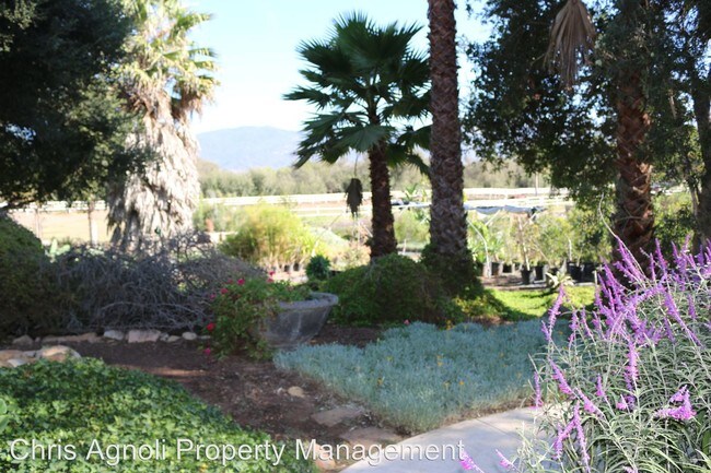 Building Photo - 4 br, 3 bath House - 5300 Shoreline Dr