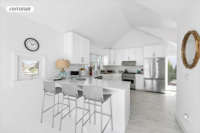 Foto del edificio - 65 Dayton Ln