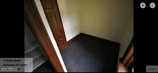 Foto del edificio - 3 br, 1 bath House - 15 Rialto St