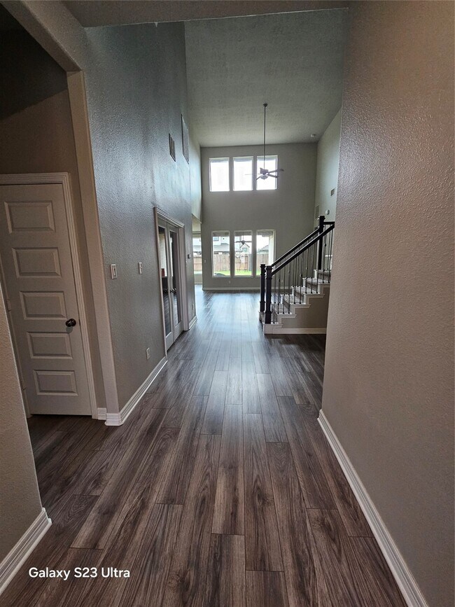 Building Photo - 11914 McCallister Run Dr