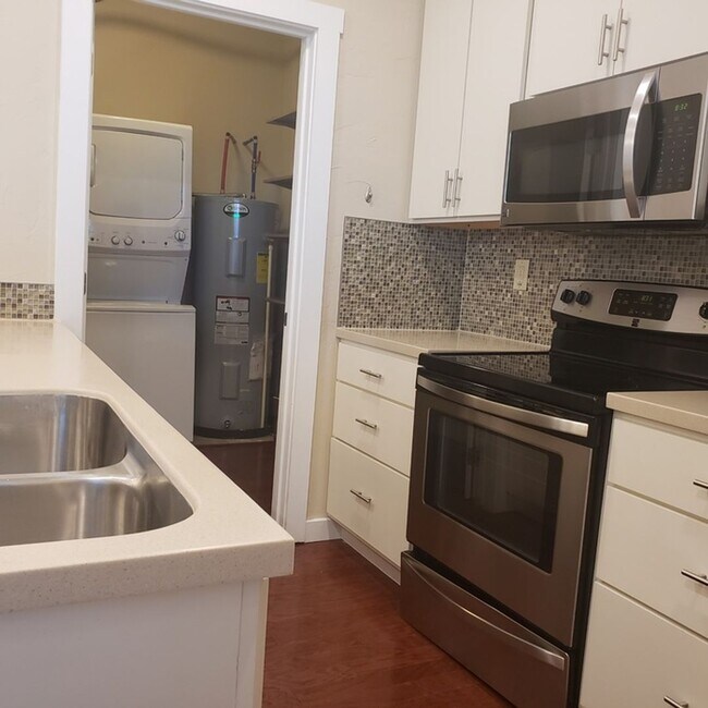 Foto del edificio - 525 E Kiowa St