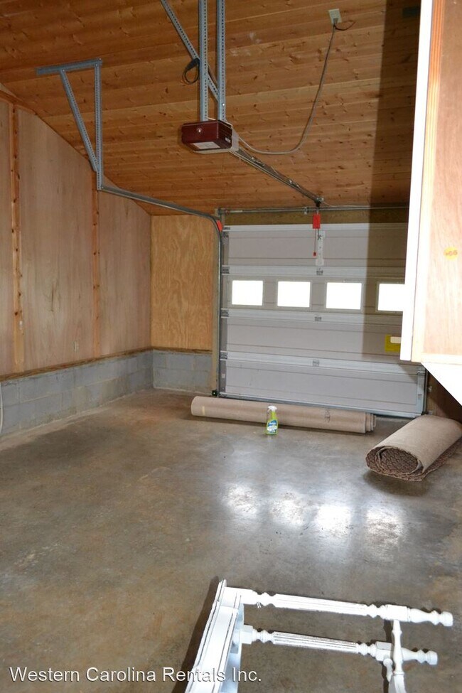 Building Photo - 3 br, 2.5 bath House - 15 Teal Ln