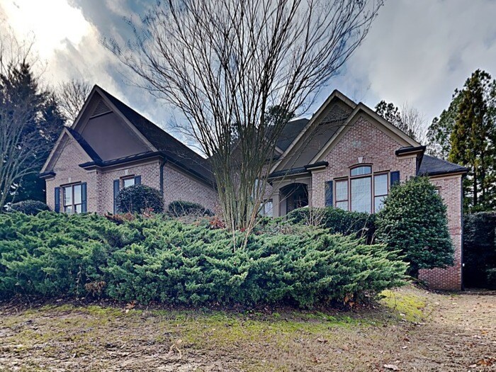 1000 OFF! Stunning 4 Bedroom Home located... House Rental in Dacula