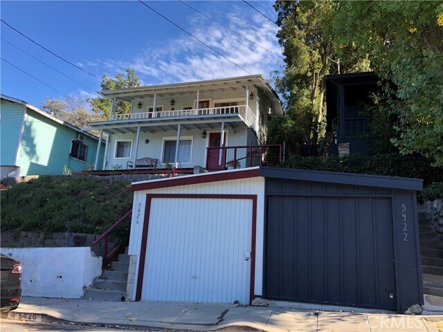 Foto del edificio - 5426 Ebey Ave