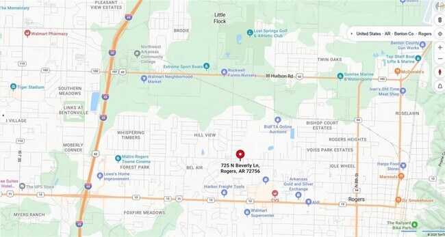 Foto del edificio - 719 N Beverly Ln