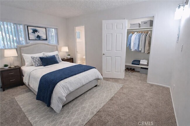 Photo - 1803 W Sumac Ln Apartment