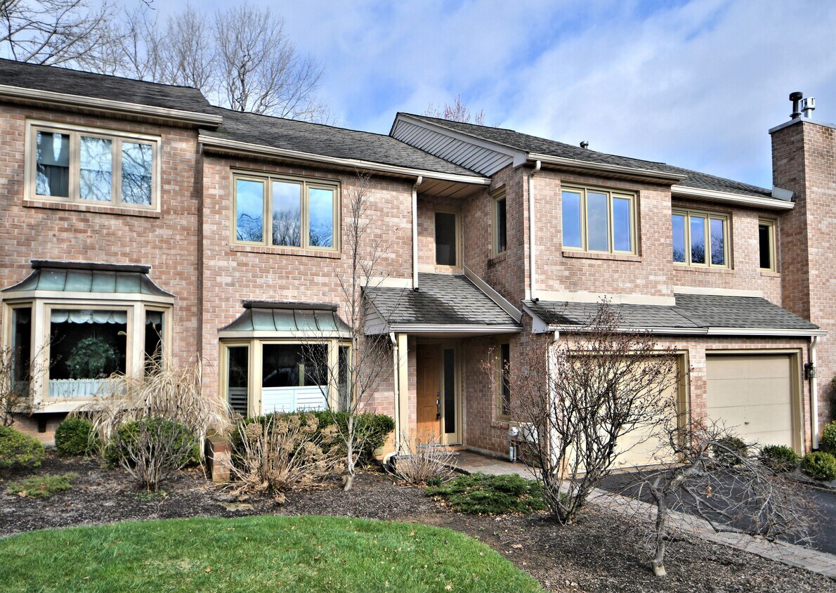 Foto principal - 51 Treaty Dr