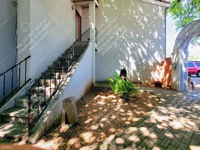 Foto del edificio - 2 br, 1 bath Condo - 1101 Shoal Creek Blvd...