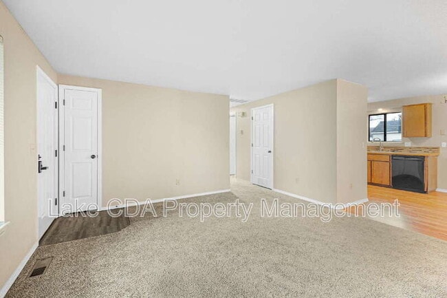 Foto del edificio - 1613 E Park Ln