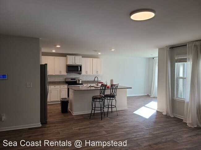 Building Photo - 3 br, 2 bath House - 13 Evian Court