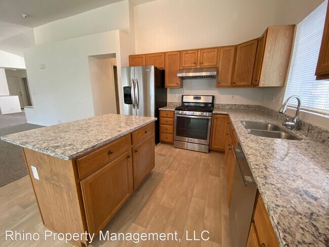 Building Photo - 4598 Ripple Creek Cir