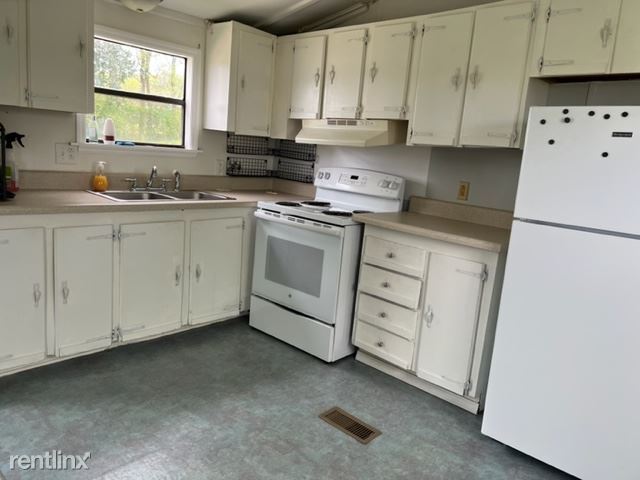 Building Photo - 2 br, 1 bath House - 1147 1st Avenue C Unit C