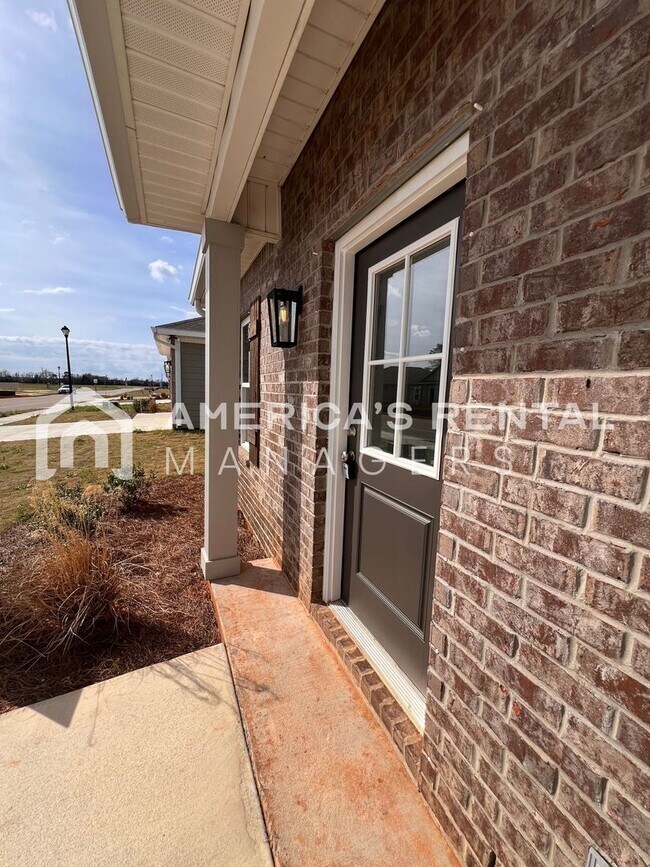 Building Photo - MOVE IN SPECIAL!!! New Construction Home for Rent in Robertsdale, AL!!! AVAILABLE NOW! Sign a 13 ...