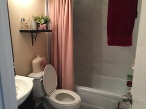 Building Photo - 234 Northampton L