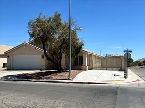 Building Photo - 2420 Rocky Brook St