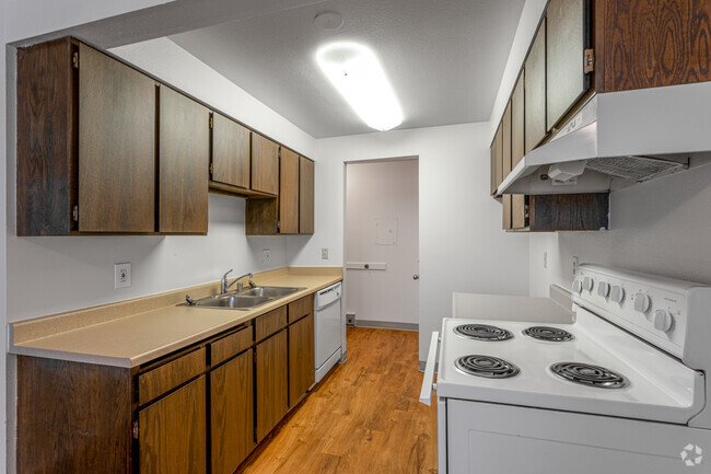 2HAB, 1BA - 900 ft² - The Grove