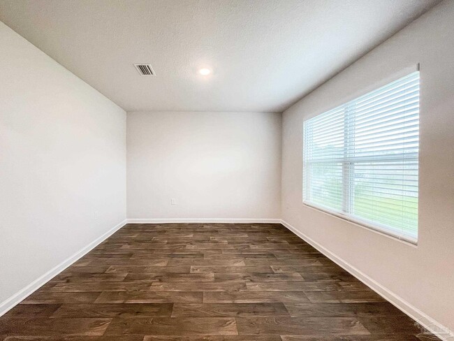 Building Photo - 7623 Steeplechase Blvd