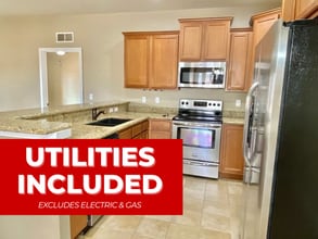 Building Photo - 4855 Hahns Peak Dr