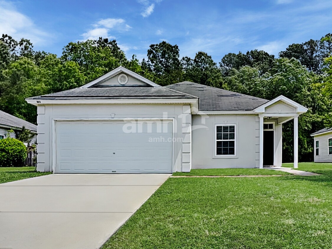 Primary Photo - 103 Alexander Way