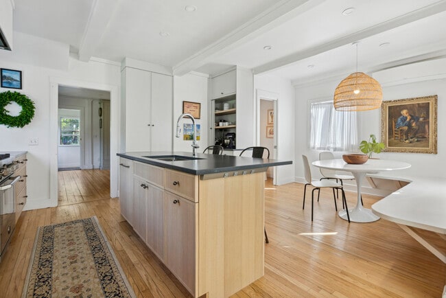 Photo - 276 Fowler Rd House