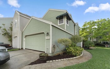 Building Photo - 1442 Spindrift Cir E