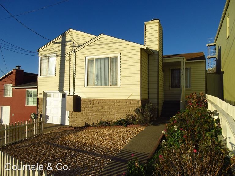 Primary Photo - 119 E Vista Ave