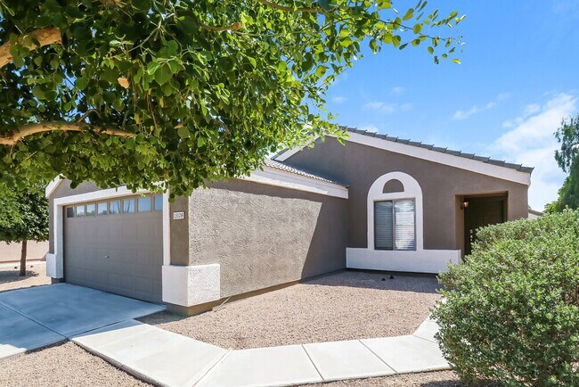 Building Photo - 15108 N El Frio Ct