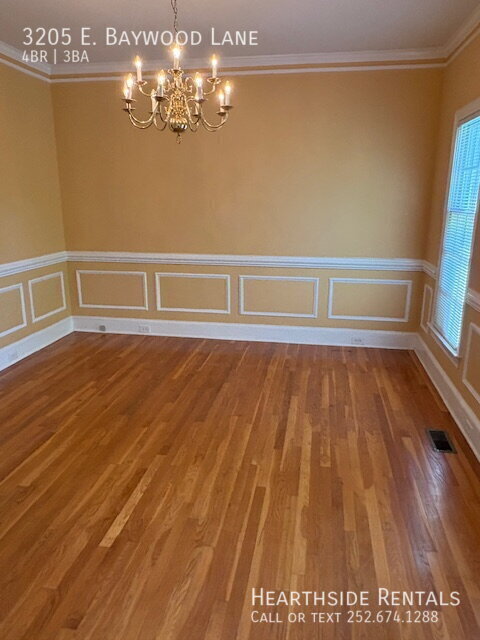 Foto del edificio - 3205 E Baywood Ln
