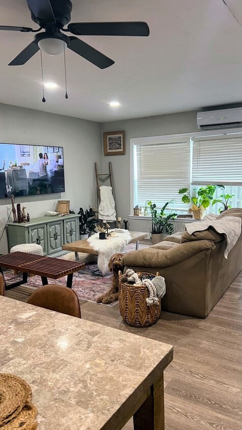 Photo - 1516 NW 3rd Ave (Fort Lauderdale, FL)