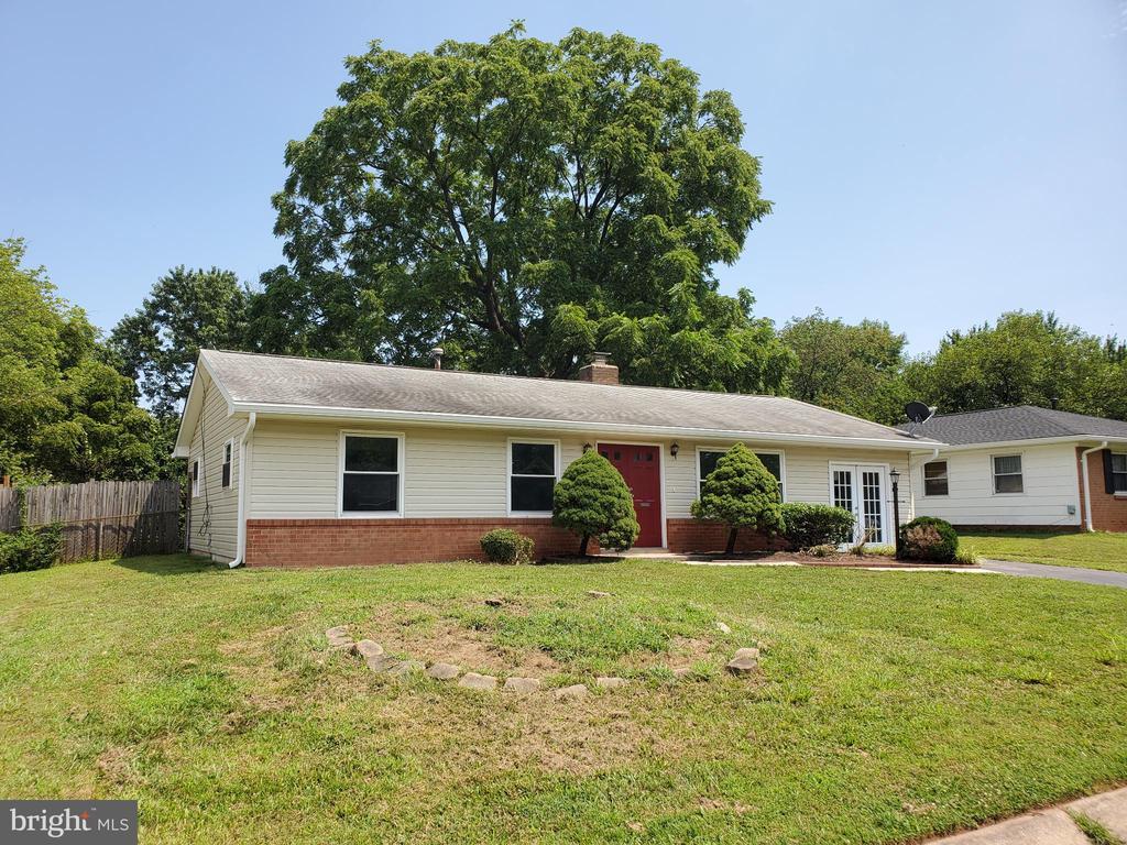 Building Photo - 804 W Nettle Tree Rd