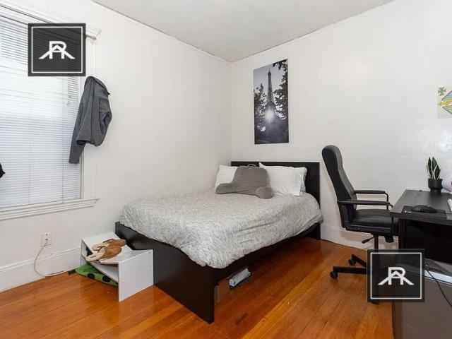 Foto del edificio - 4 bedroom in Allston MA 02134