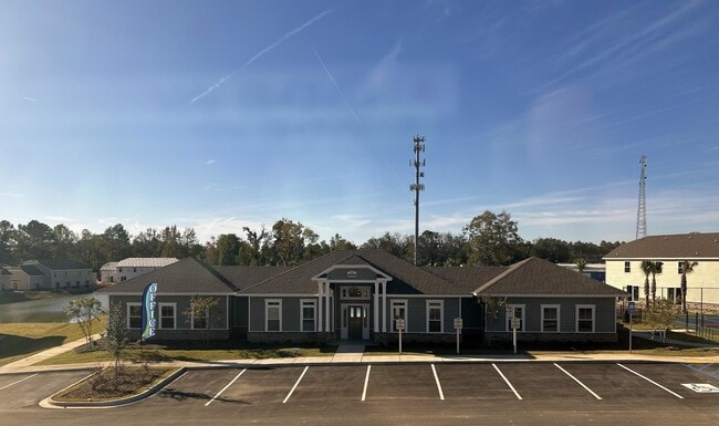 Centro de oficinas/servicios - Parkside at Miller Pond