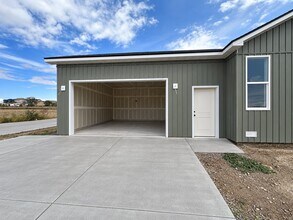 Building Photo - 580 Aurora Blvd