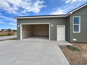 Building Photo - 580 Aurora Blvd