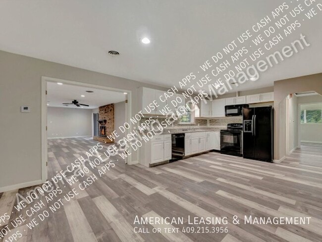 Building Photo - Spectacular Newly Remodeled Home Perfect f...