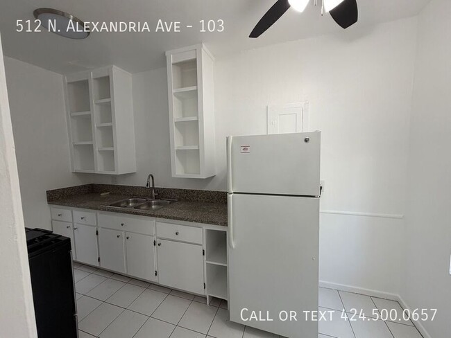 Building Photo - 512 Alexandria Ave