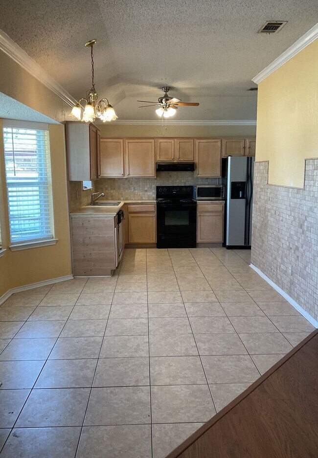 Foto del edificio - 4705 Colby Dr
