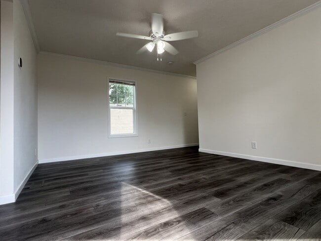 Foto del edificio - 178 Redwood Ln