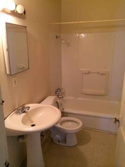 Foto del edificio - 502 W 84th St