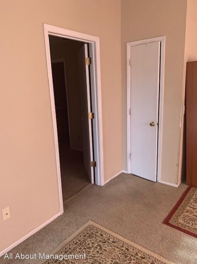 Building Photo - 1 br, 1 bath House - 608 Northlake Drive