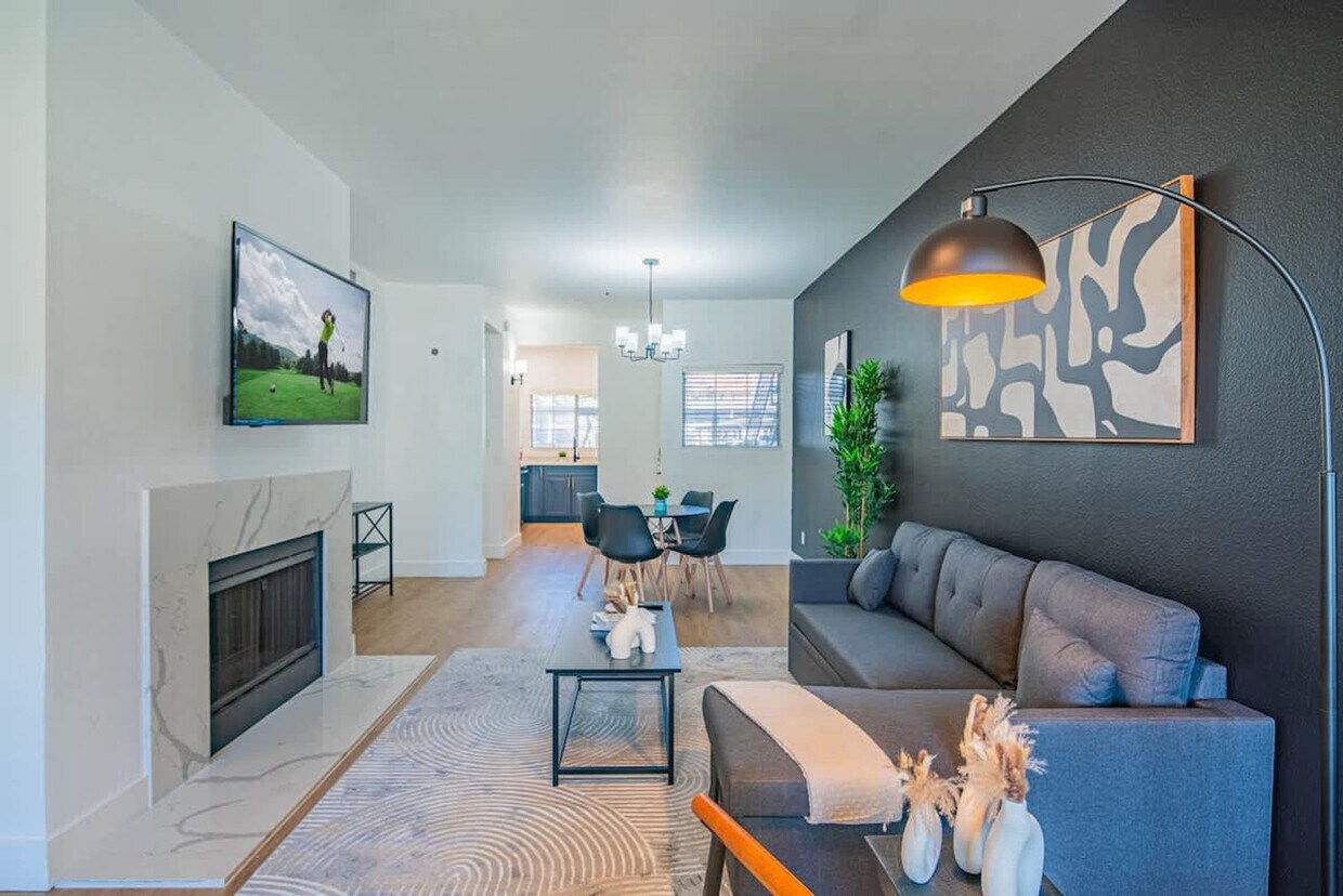 Foto principal - 7900 E Princess Dr