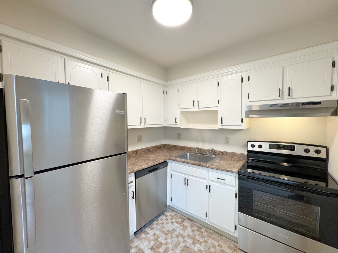 Foto principal - 16 Glenwood Ave