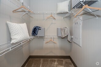 1BR, 1BA - A1 - 760SF - Walk-In Closet - Vintage Century Farms Apartments