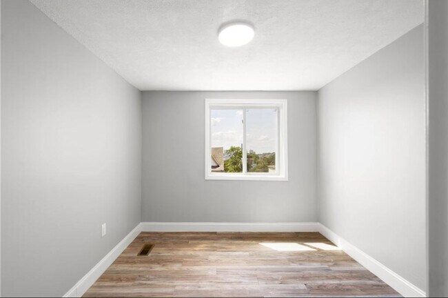 Foto del edificio - 3212 Juliet St